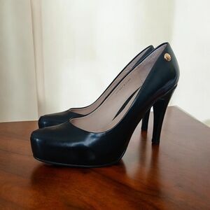 Milano Bags Chic Black Stiletto Heels